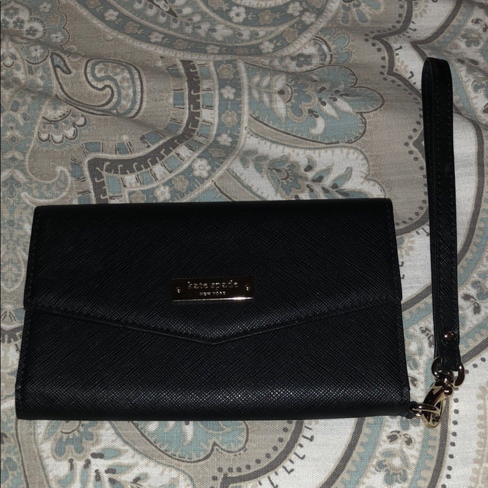Kate Spade New York Saffiano Wristlet- large